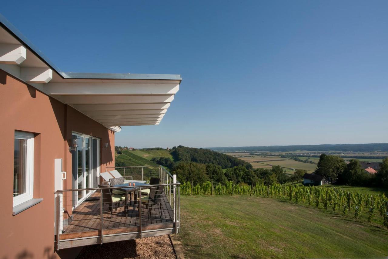 Ferienhaeuser Im Weingarten Fehring Exteriör bild